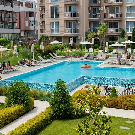 Apartman Marea Garden, - 1bd With Pool By Flat Mаnager
