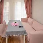 Апартамент Marea Garden, - 1bd With Pool By Flat Mаnager