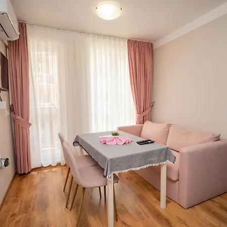 Marea Garden, - 1bd With Pool By Flat Mаnager Ράβντα